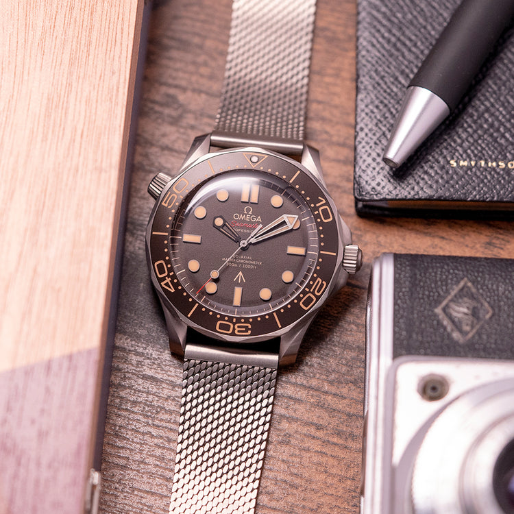 Omega Seamaster 007 Edition "No Time To Die" Titanium on Bracelet