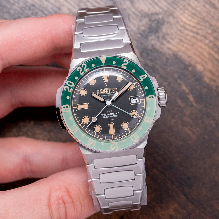 2025 Laventure Transatlantique II GMT Steel / Black 39mm