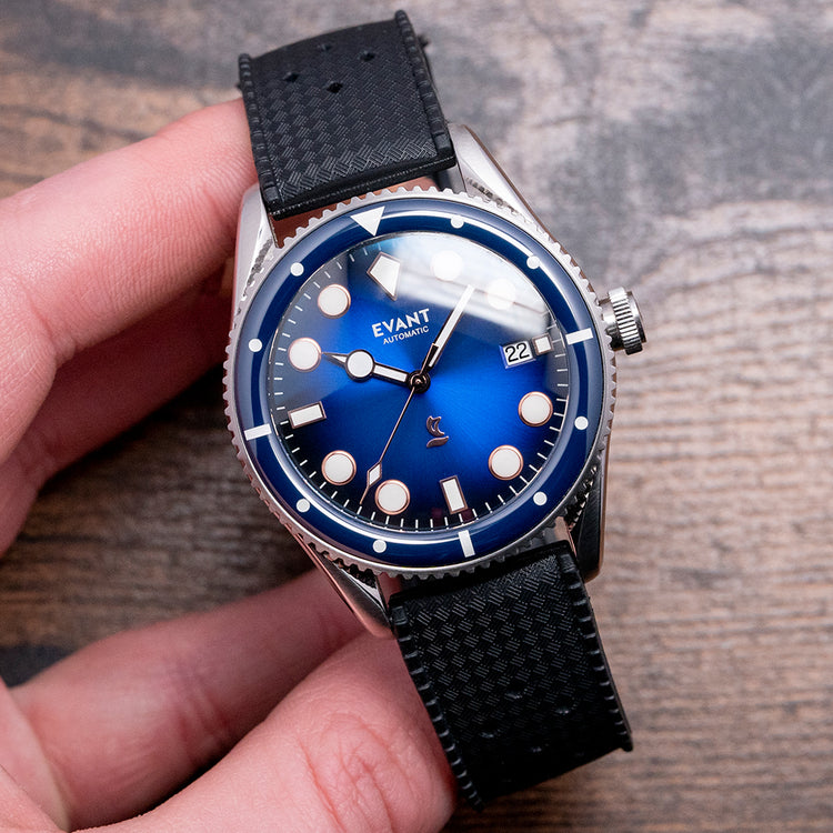 2023 Evant Tropic Diver 39 Royal Blue Automatic