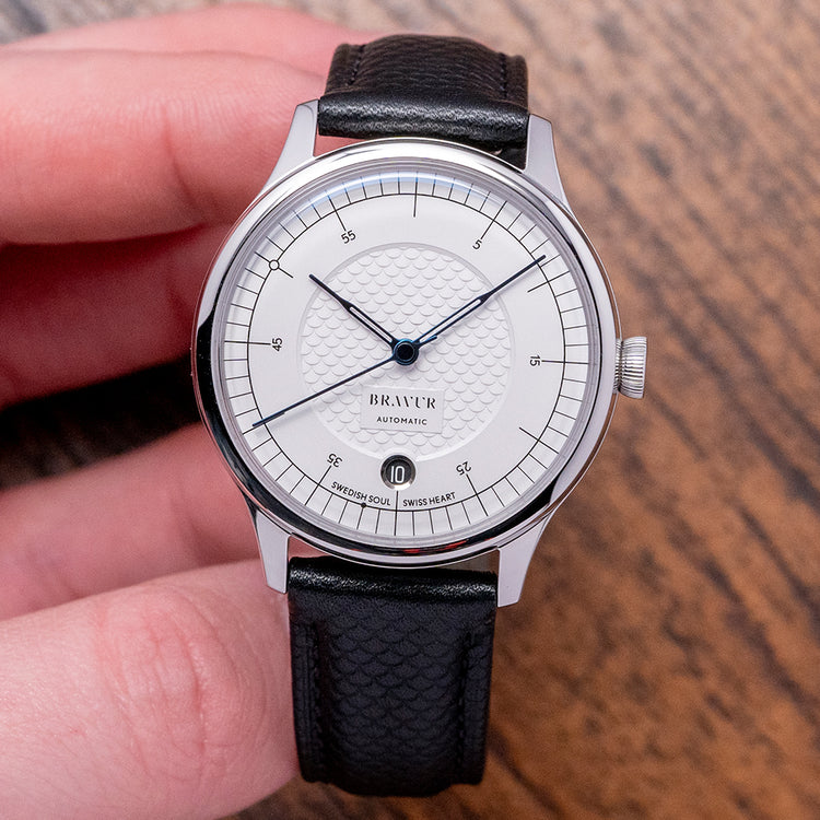 2024 Bravur x Wingårdh Limited Edition Light White 37mm