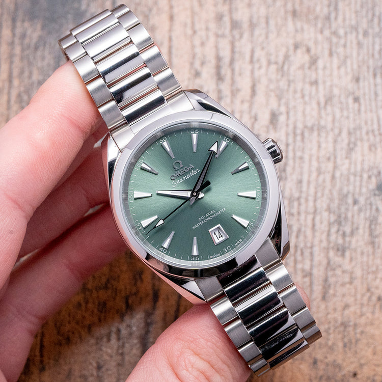 2023 Omega Aqua Terra Shades 38mm Bay Green 220.10.38.20.10.002