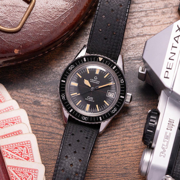 1966 Certina DS PH200M 5801 117 Bakelite & Tritium