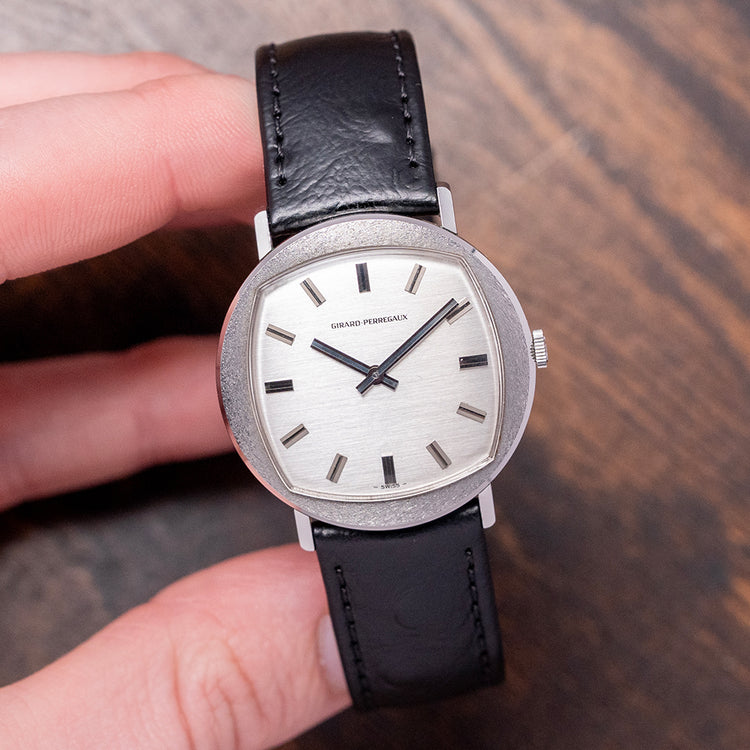 1970s Girard-Perregaux Manual 33.5mm Dress Watch Box & Papers