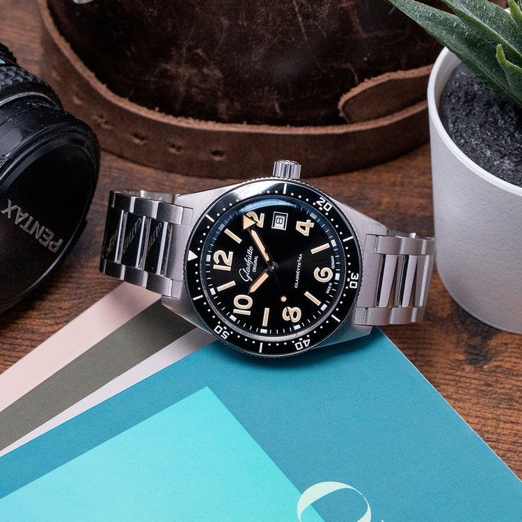 2019 Glashütte Original SeaQ Black 39.5mm 1-39-11-0680-70