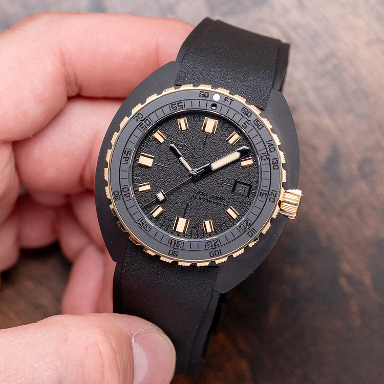 2024 DOXA SUB 300β Beta Sharkhunter Ceramic 42.5mm