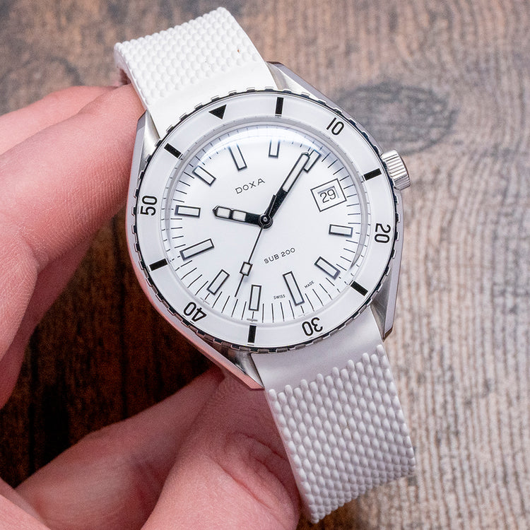 2021 Doxa Sub 200 White Pearl 42mm 799.10.011.23