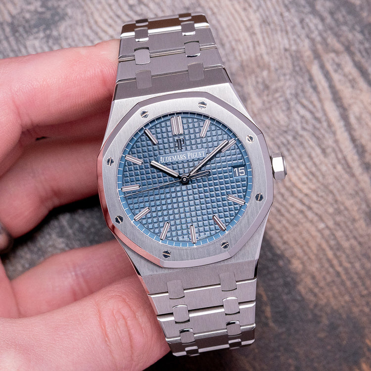 2016/17 Audemars Piguet Royal Oak 41mm Blue Dial 15500ST