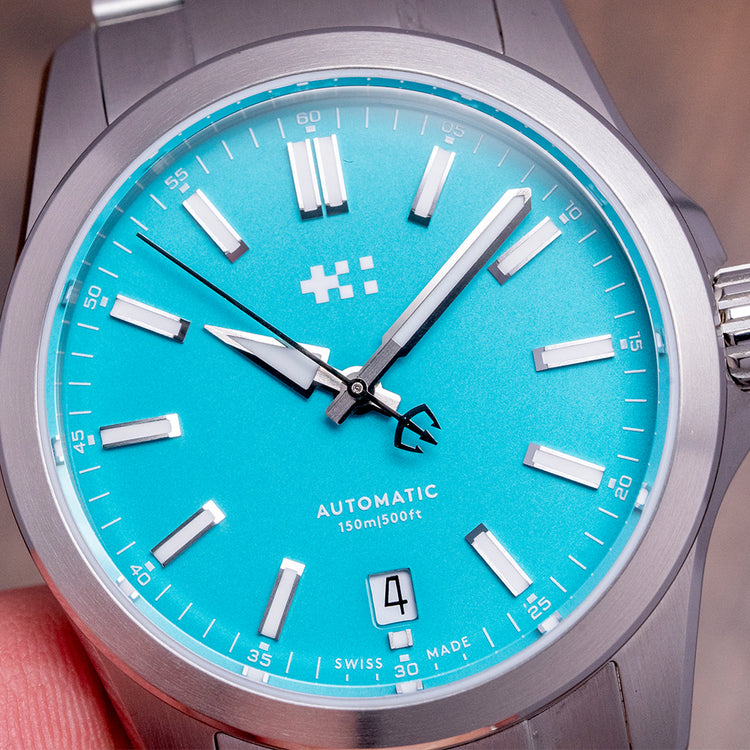 2022 Christopher Ward C63 Sealander Lucerne Blue LE 36mm