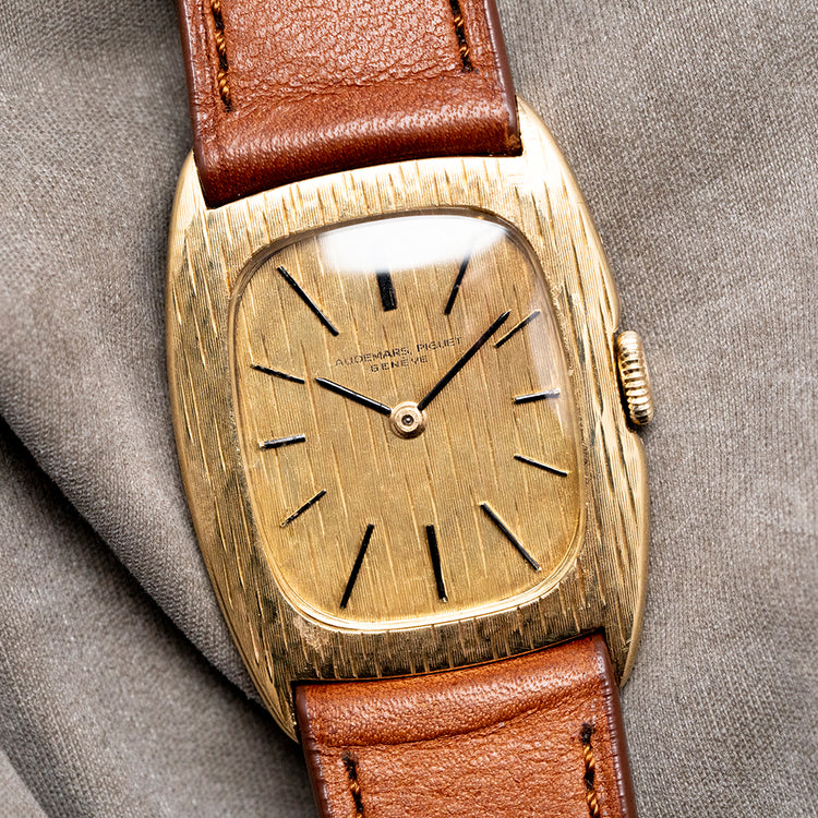 1964 Audemars Piguet Ultra Thin 'Tank' Cal. 2003 18ct Gold Textured