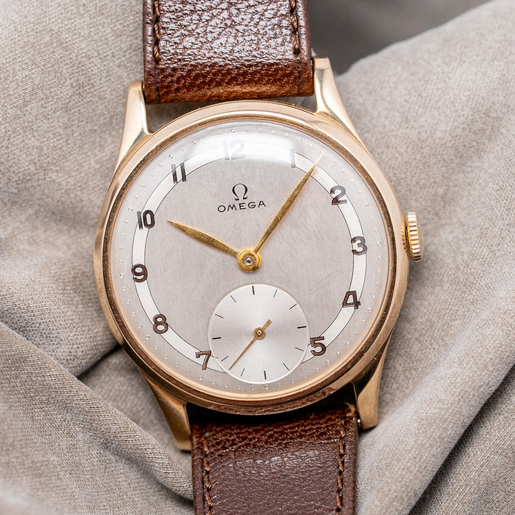 1947 Omega 9ct Gold Dennison Case 33mm Cal. 30T2 219370