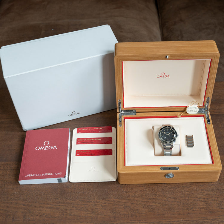 2021 Omega Seamaster 300 Heritage Black 324.30.41.21.01.001