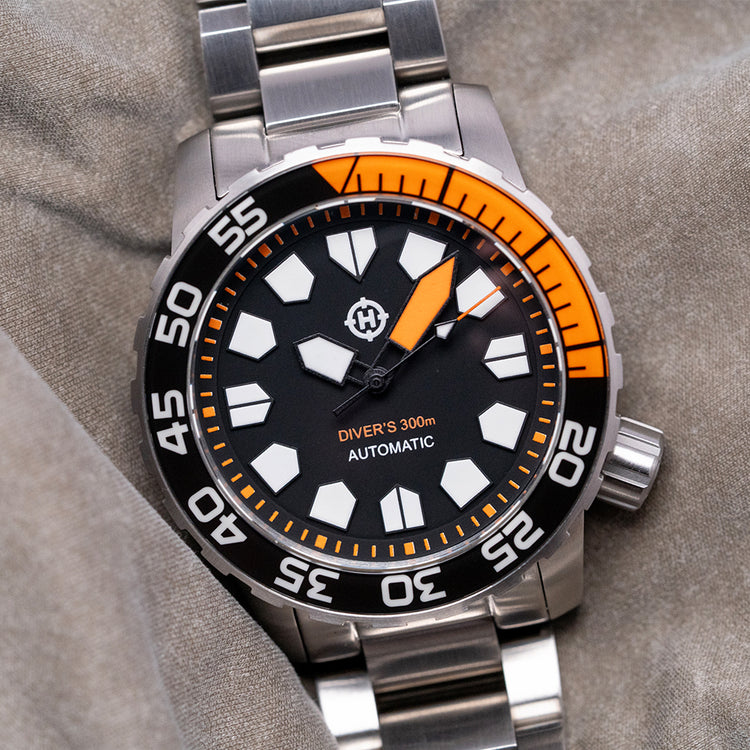 2023 Helm Khuraburi Automatic Black 300M Diver 43mm