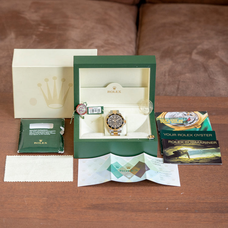 2005 Rolex Submariner Steel & Gold Black 16613LN Full Set