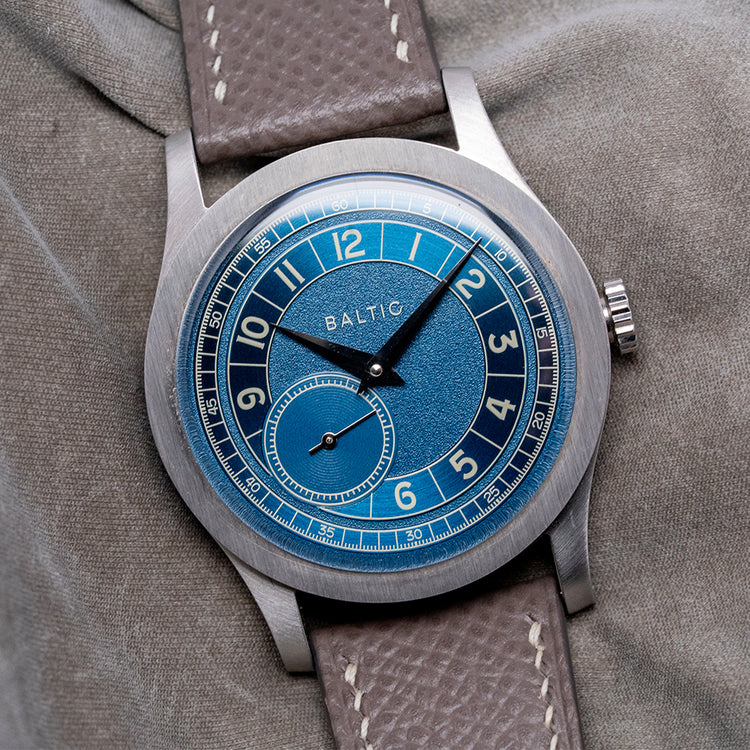 2022 Baltic X A Collected Man MR01 Blue Roulette Limited 36mm