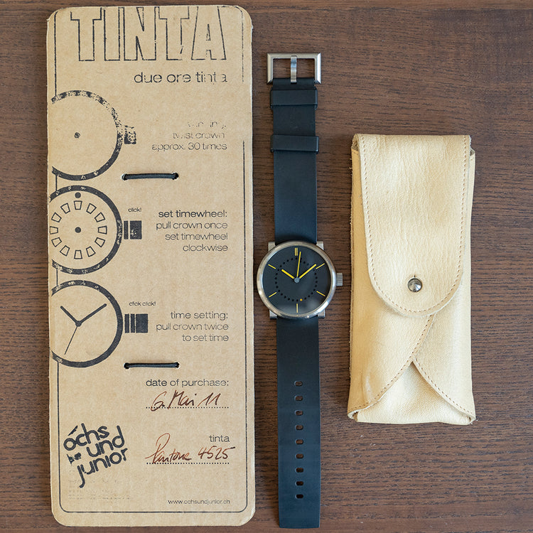 2011 Ochs Und Junior Date 42mm Titanium Pantone 4525