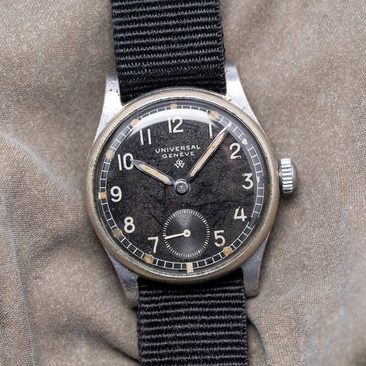 1941 Universal Genève 'Wilhelmina' Black 30mm 31250