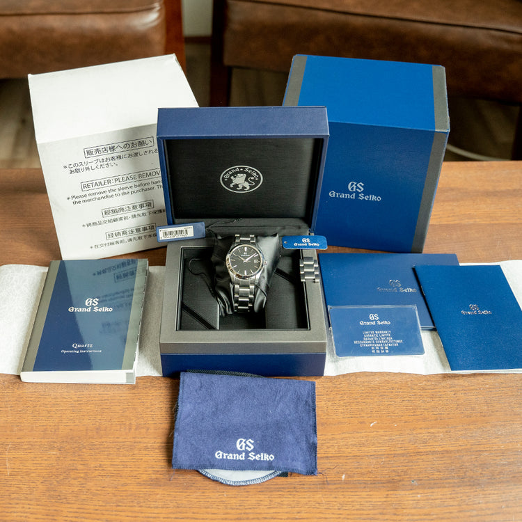 2022 Grand Seiko Heritage Collection 9F Quartz SBGX261G