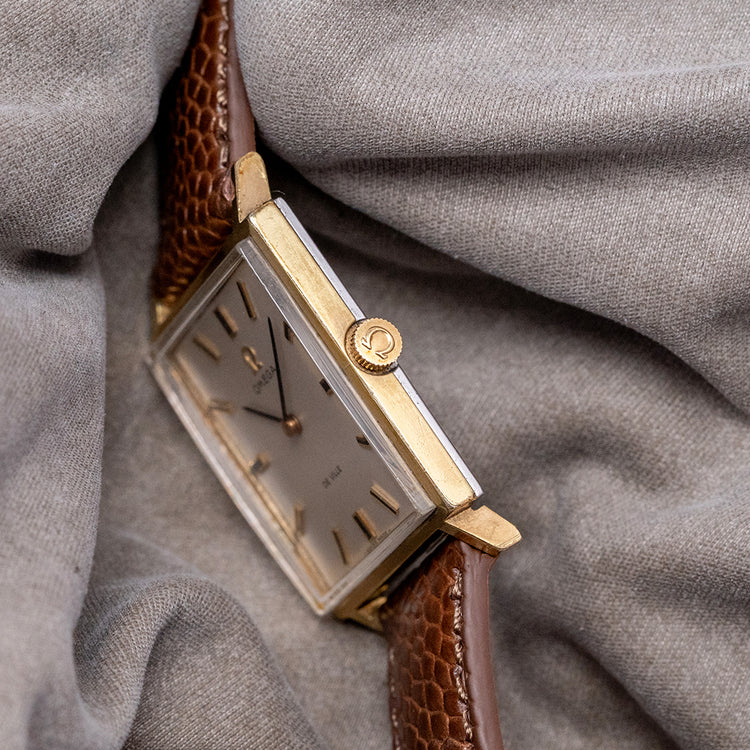 1968 Omega De Ville Square Gold Plated 26mm 111.071