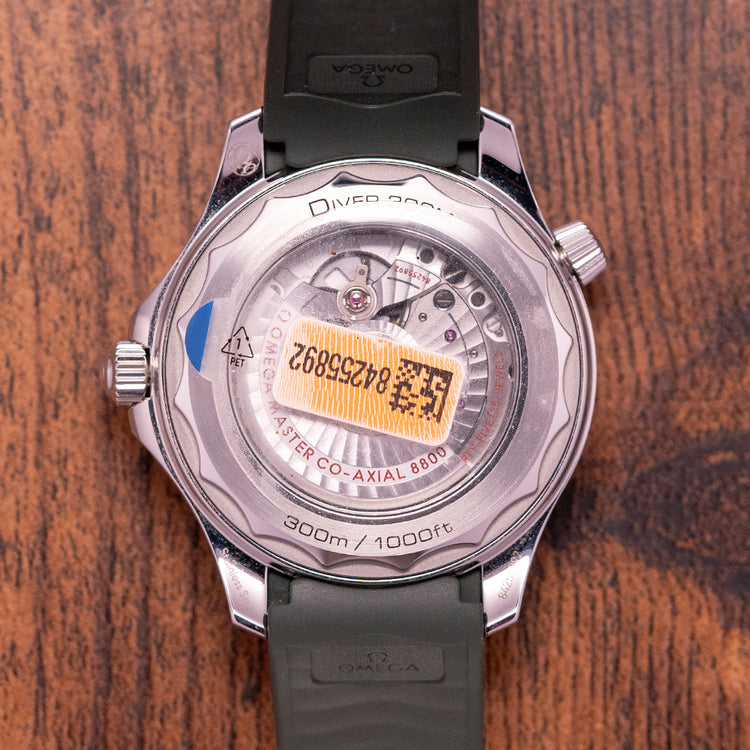 2022 Omega Seamaster 300M Co-Axial Green 210.32.42.20.10.001