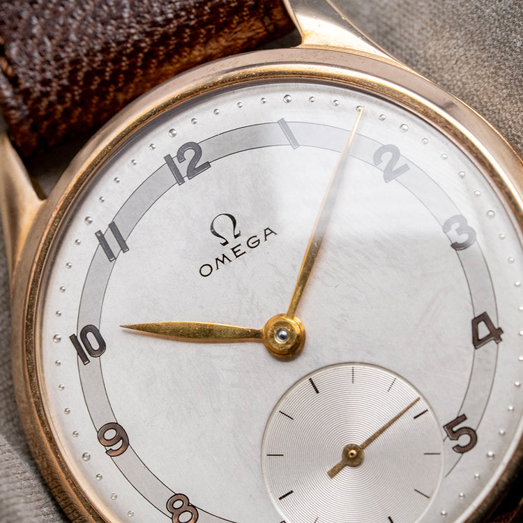 1947 Omega 9ct Gold Dennison Case 33mm Cal. 30T2 219370