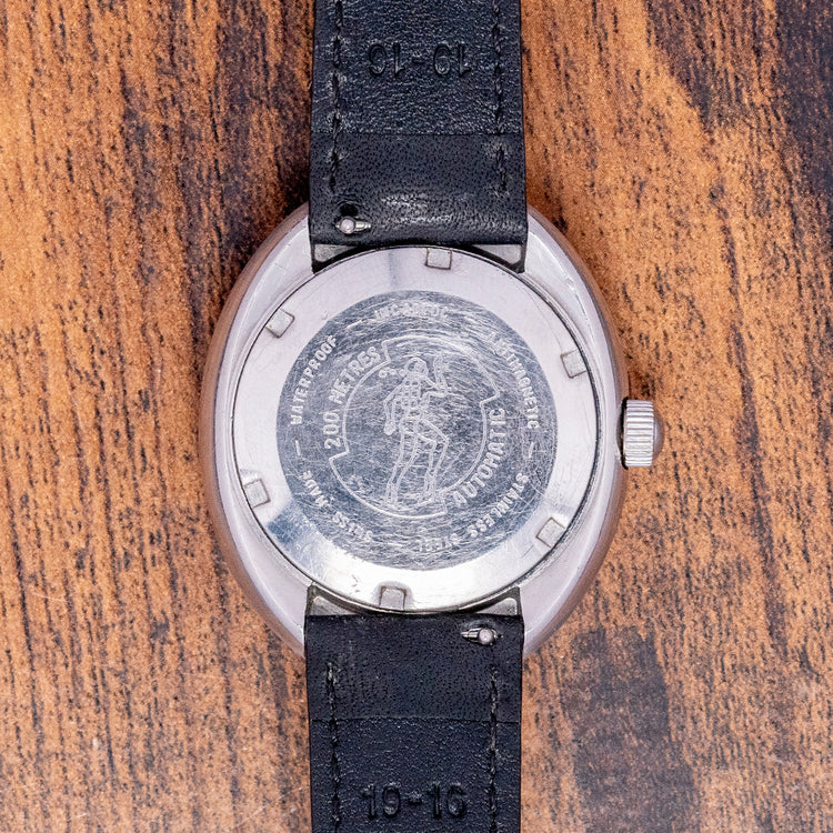 1970s Mondaine Oval Skin Diver Automatic Bakelite Bezel 38mm