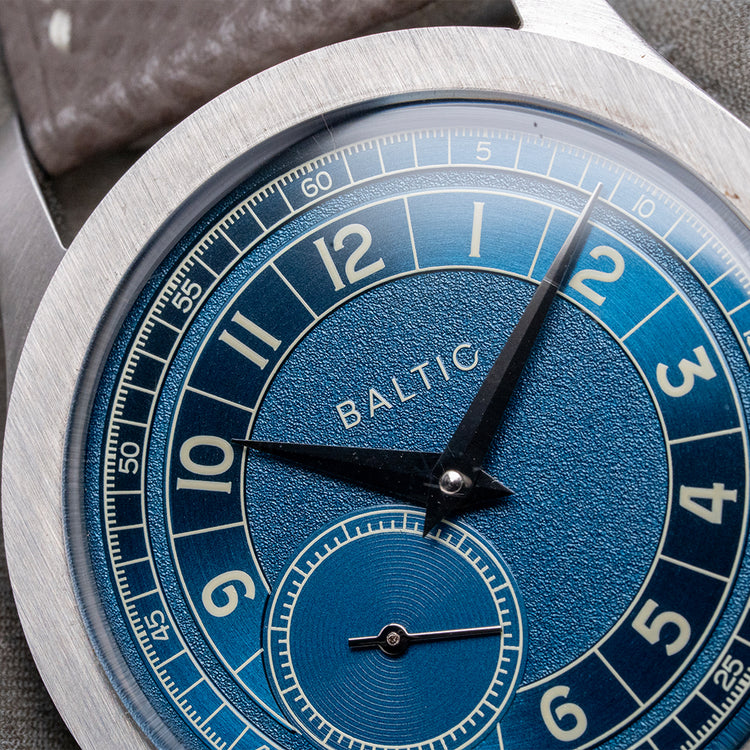 2022 Baltic X A Collected Man MR01 Blue Roulette Limited 36mm