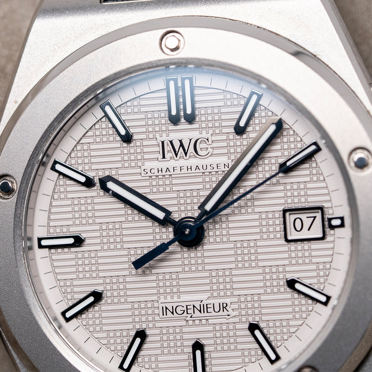 2025 IWC Ingenieur Automatic 40mm Titanium IW328904