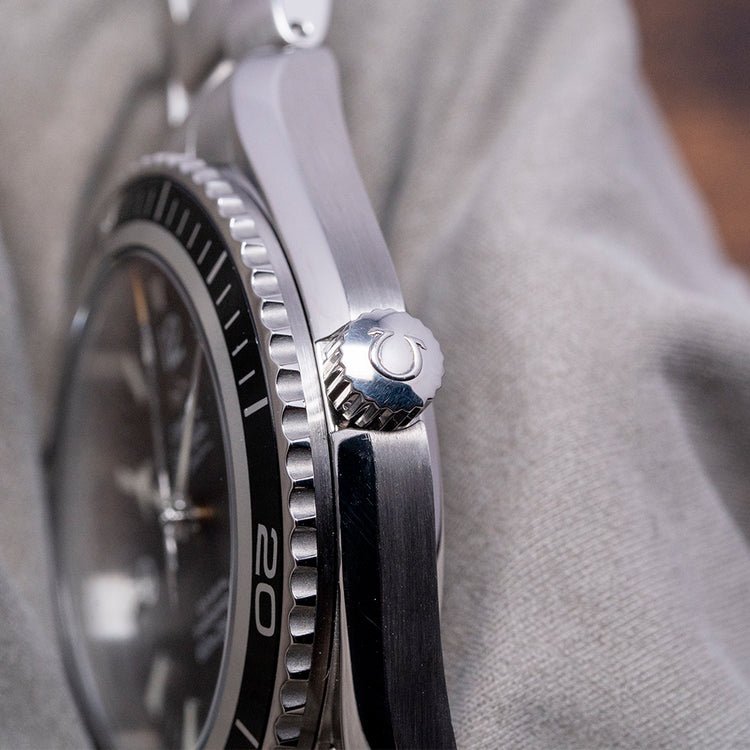 2007 Omega Seamaster Planet Ocean 45.5mm Black 2200.50.00