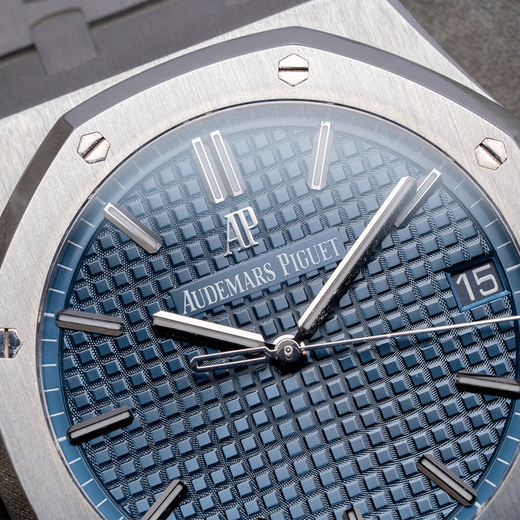 2016/17 Audemars Piguet Royal Oak 41mm Blue Dial 15500ST