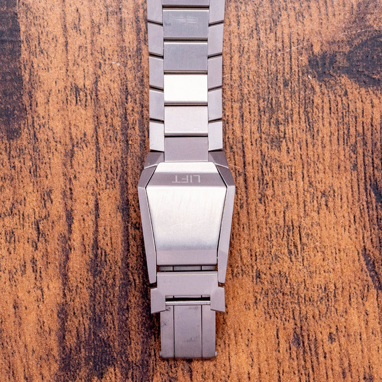 2022 Oris ProPilot X Calibre 400 Titanium 39mm Blue