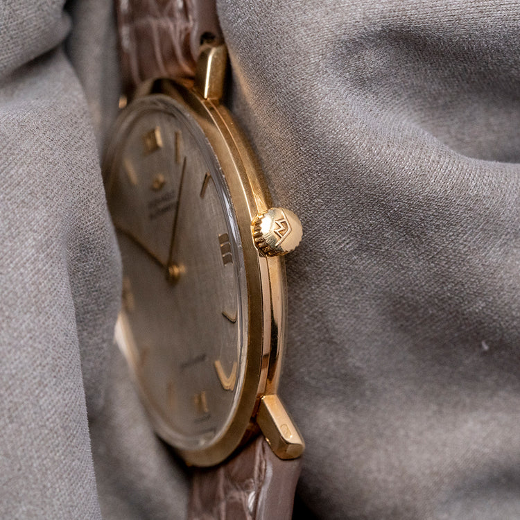 1960s Movado 'Gentleman' 18ct Gold Micro-Rotor Cal. 230 34mm