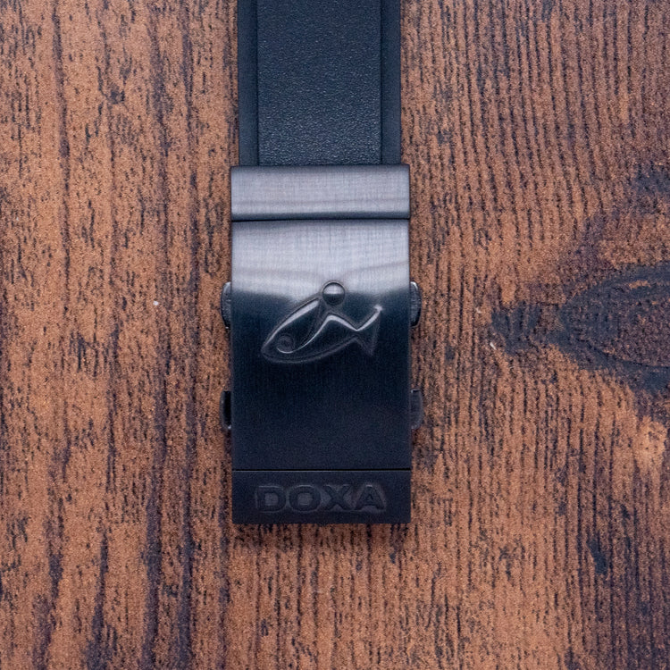 2021 DOXA Sub 300 Carbon Professional Orange 822.70.351.20