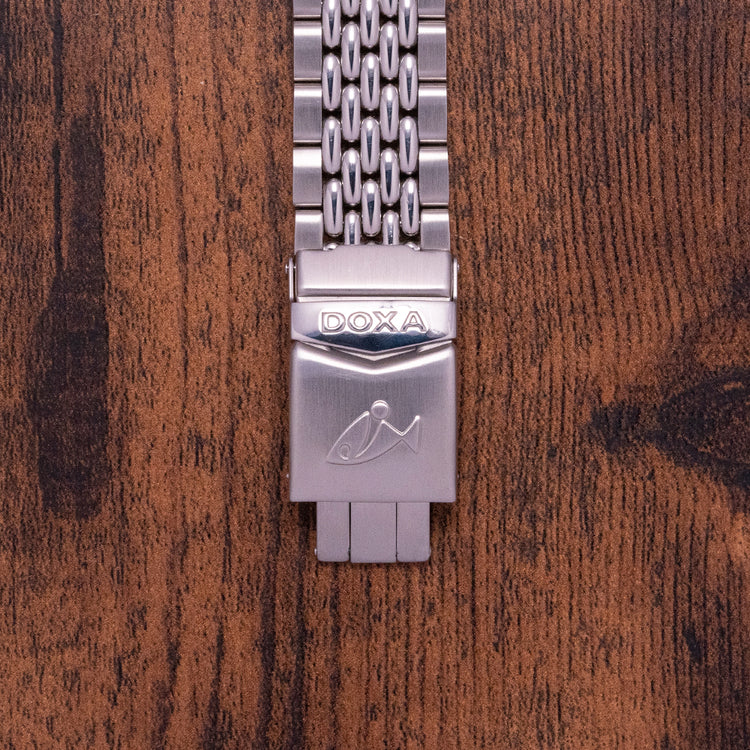 2018 Doxa SUB 300 Searambler Silver Lung Limited Edition