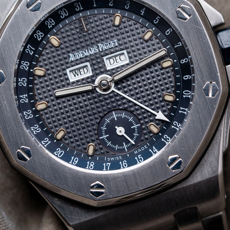 1990s Audemars Piguet Royal Oak Offshore Triple Date 38mm 25807ST