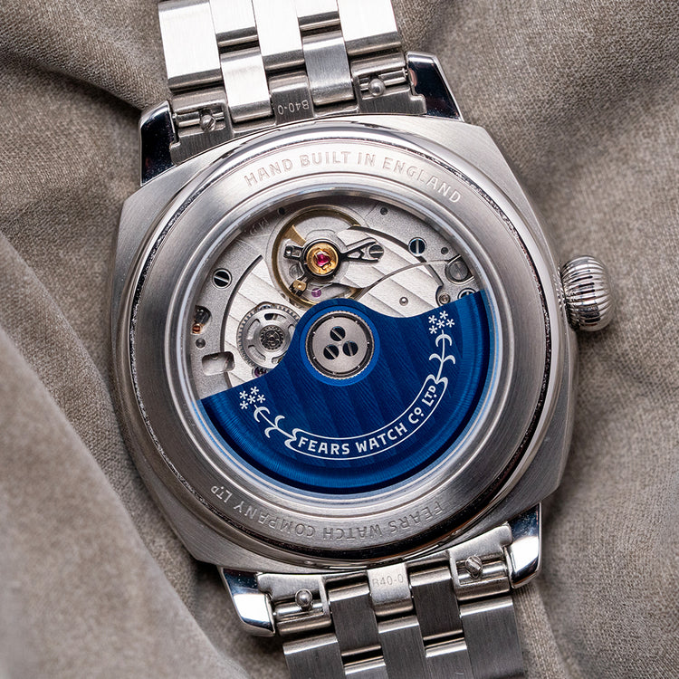 2025 Fears Brunswick 40 Aurora Mother of Pearl on Bracelet