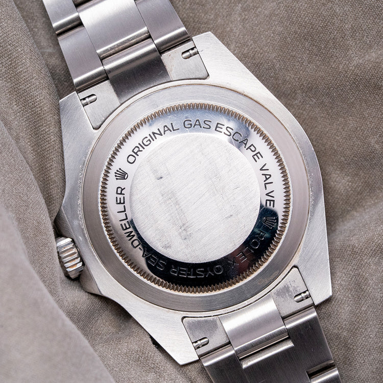 2016 Rolex Sea-Dweller 4000 40mm on Bracelet 116600