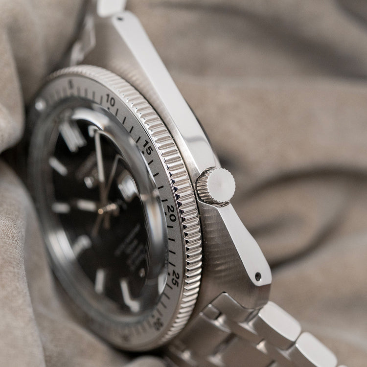 2025 Seiko 5 Sports Heritage 'Gene Kranz' Limited 38.5mm SRPL93