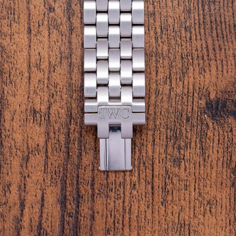 2023 IWC Pilots Watch 36mm Automatic on Bracelet IW324010