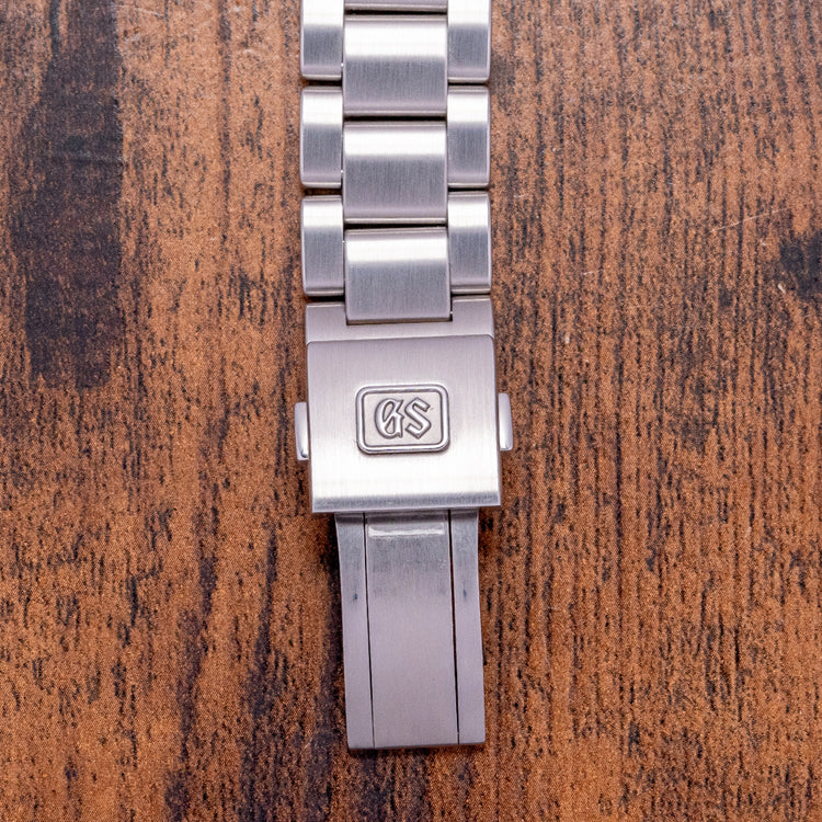 2021 Grand Seiko GMT Quartz Blue SBGN005G on Bracelet