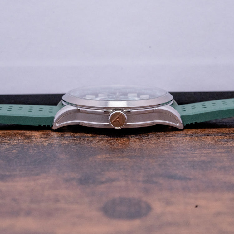 2024 Farer Foxe World Timer Green with Bracelet Automatic