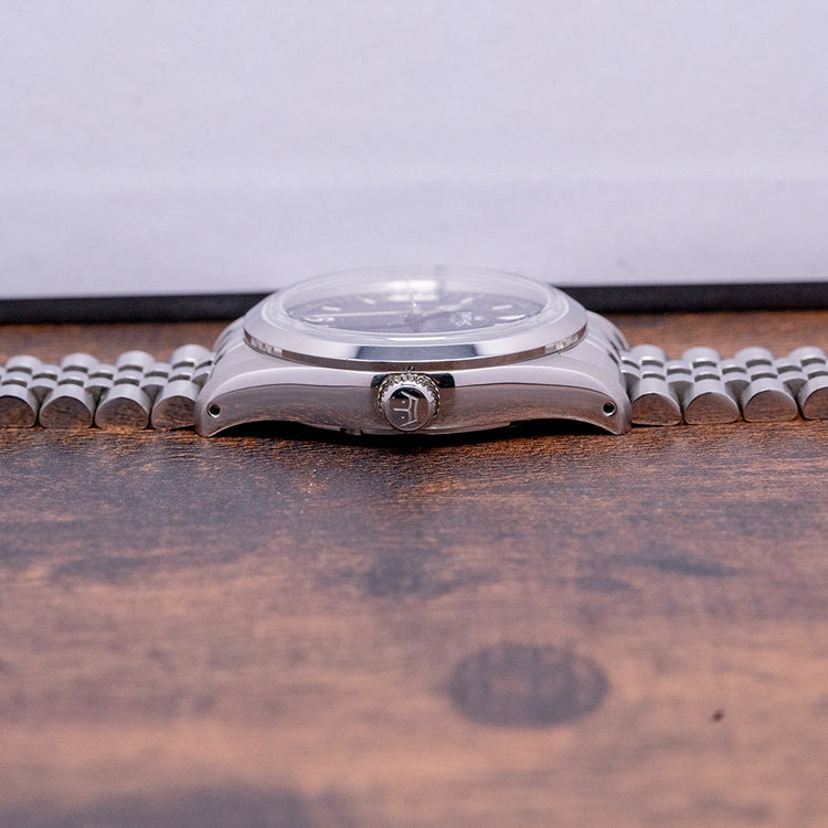 2021 Smiths Everest Silver Jubilee Aventurine Dial