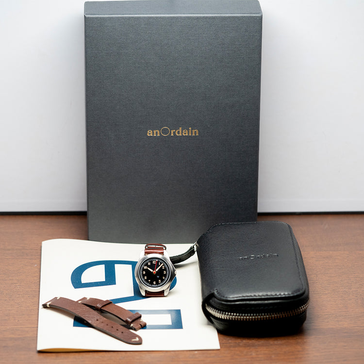 2025 AnOrdain Model 2 Porcelain Black Medium Decorated 36mm