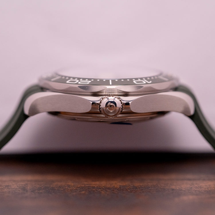 2022 Omega Seamaster 300M Co-Axial Green 210.32.42.20.10.001