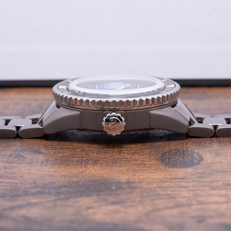 2022 Rado Captain Cook High-Tech Ceramic Diver Blue Dial R32144202