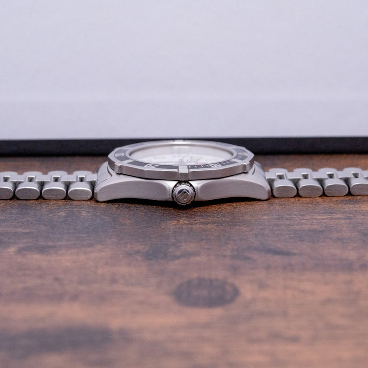 2000 TAG Heuer Professional Quartz WM1111 Box & Papers