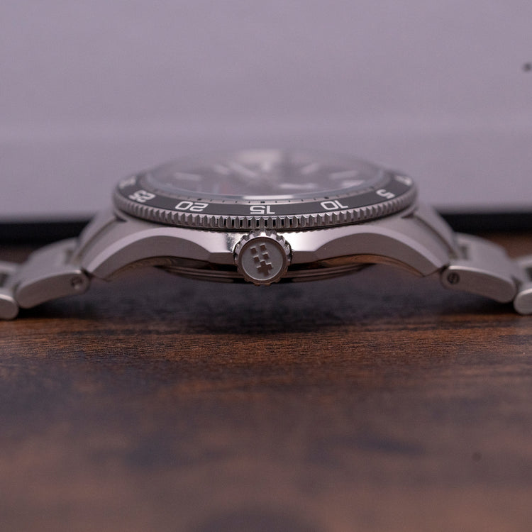 2022 Christopher Ward C60 Trident Pro 300 Black