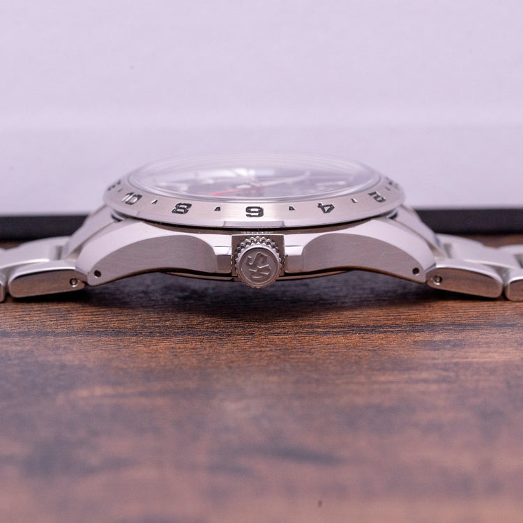 2021 Grand Seiko GMT Quartz Blue SBGN005G on Bracelet