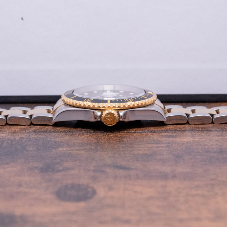 2005 Rolex Submariner Steel & Gold Black 16613LN Full Set