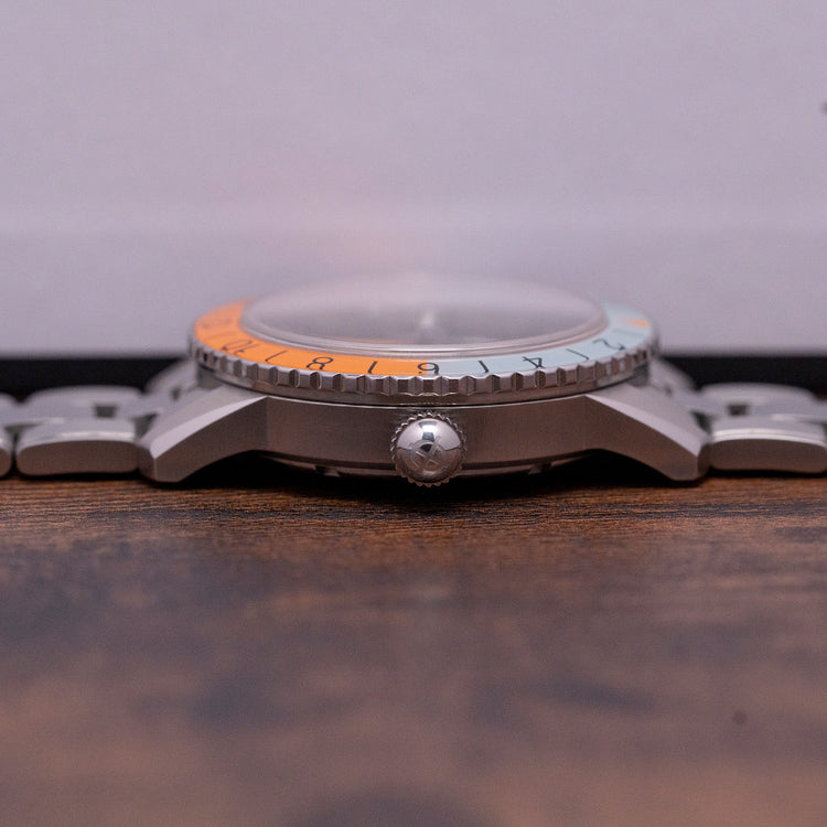 2019 Zodiac Aerospace GMT Gulf Orange Limited ZO9401