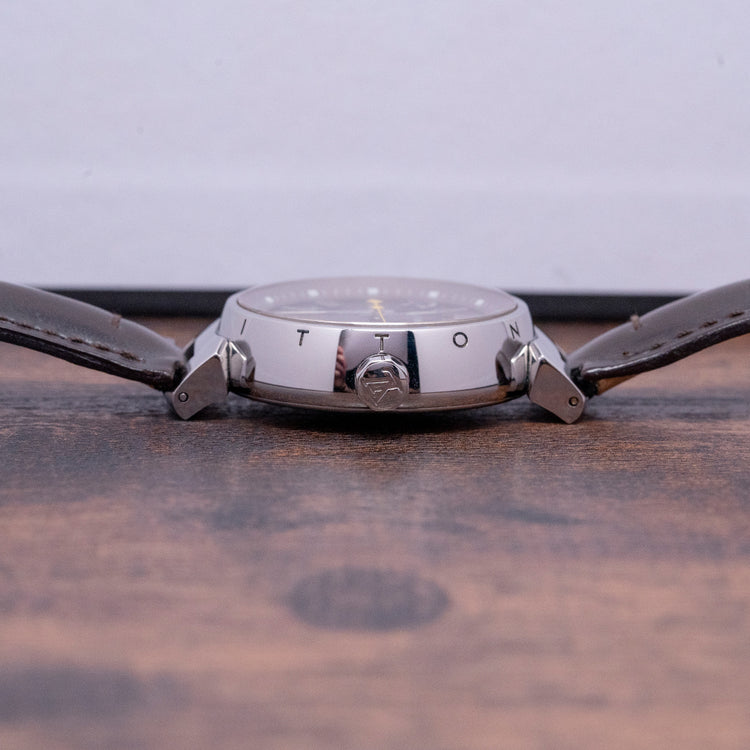 2018 Louis Vuitton Tambour Brown Quartz 34mm Q1311